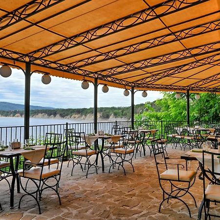 Complex Chayka Guest House Бяла Экстерьер фото