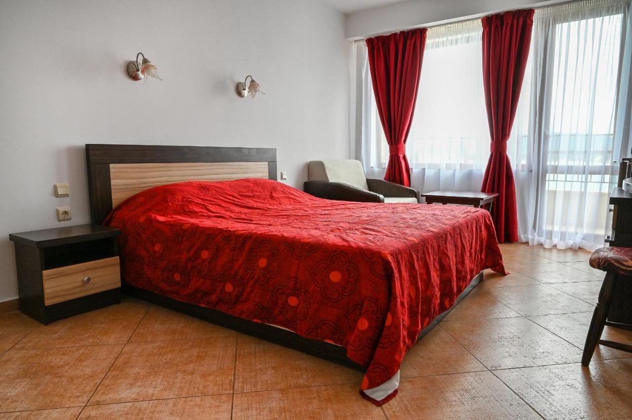 Complex Chayka Guest House Бяла Экстерьер фото
