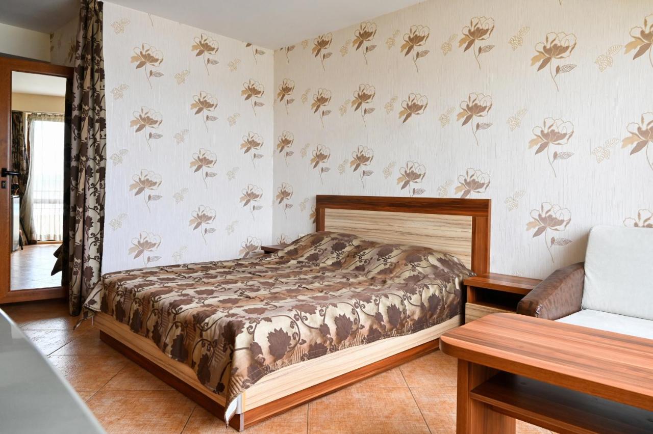 Complex Chayka Guest House Бяла Экстерьер фото